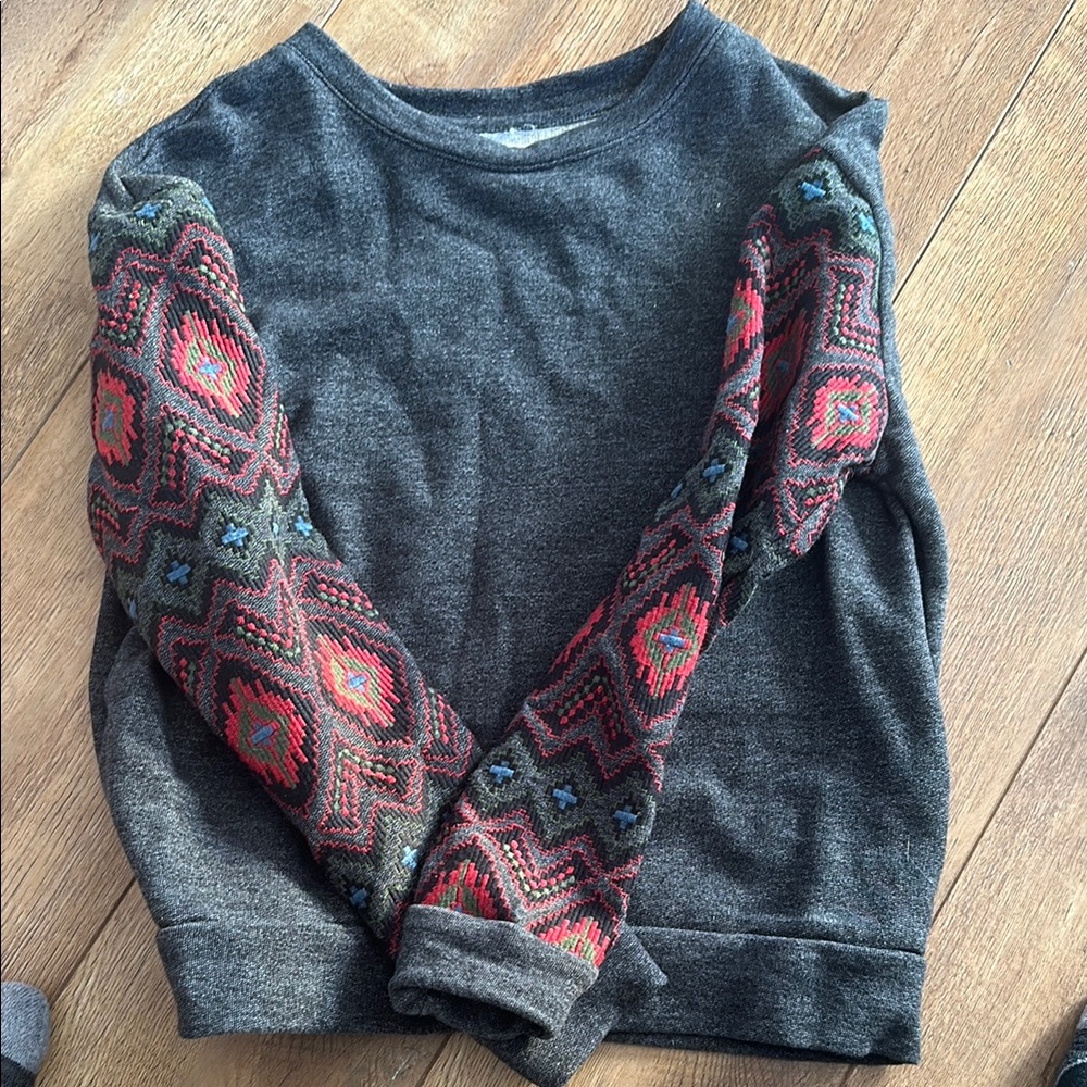 Miss Me Gray and Red Crew Neck Sweater with Intricate Sleeves